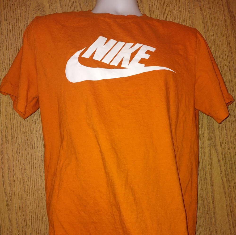 Nike Tee